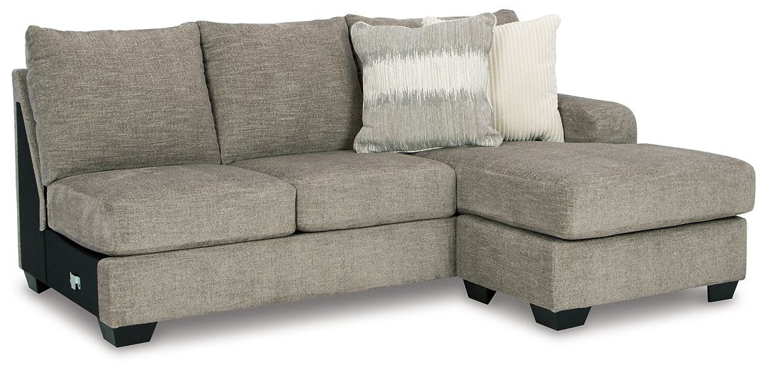 Creswell 2-Piece Sectional with Chaise