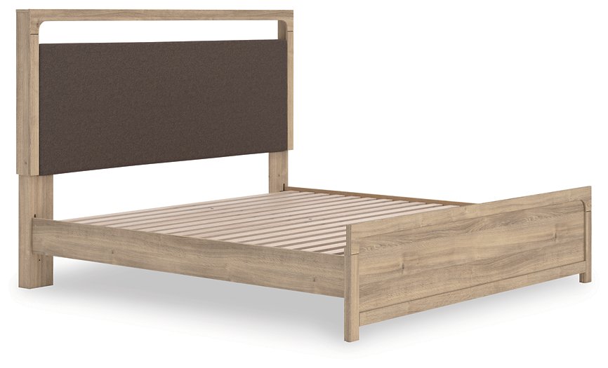 Kinlanni Upholstered Bed